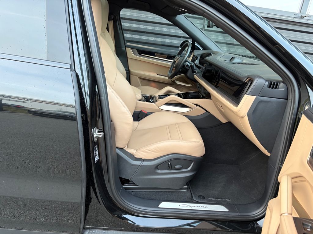 Porsche Cayenne 2024