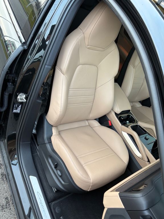 Porsche Cayenne 2024