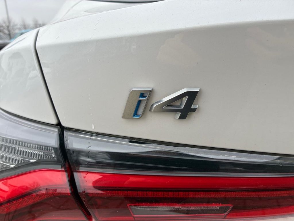 BMW i4 2023