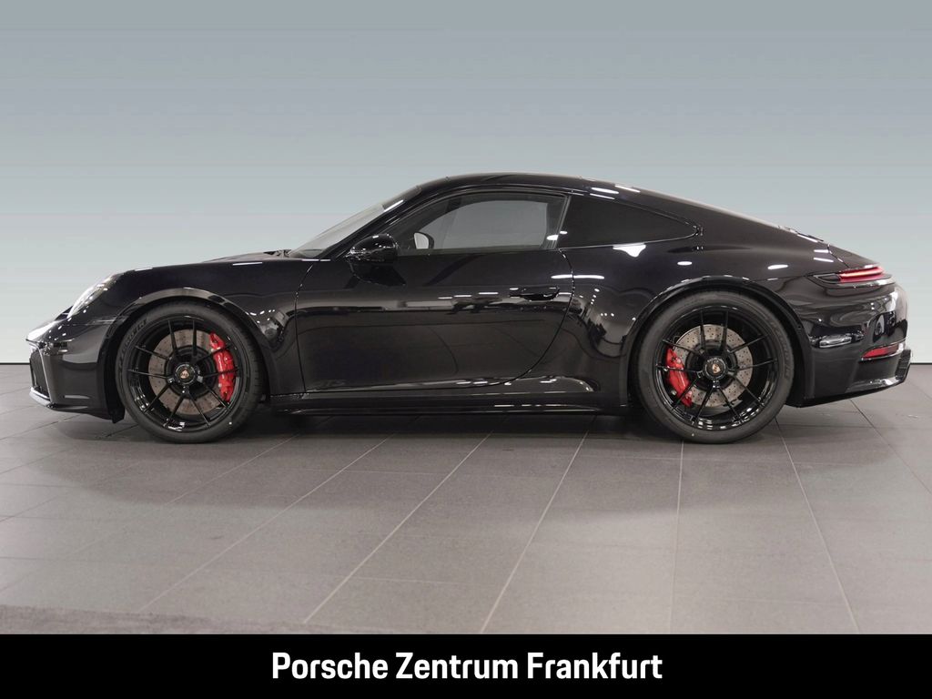 Porsche 992 2025