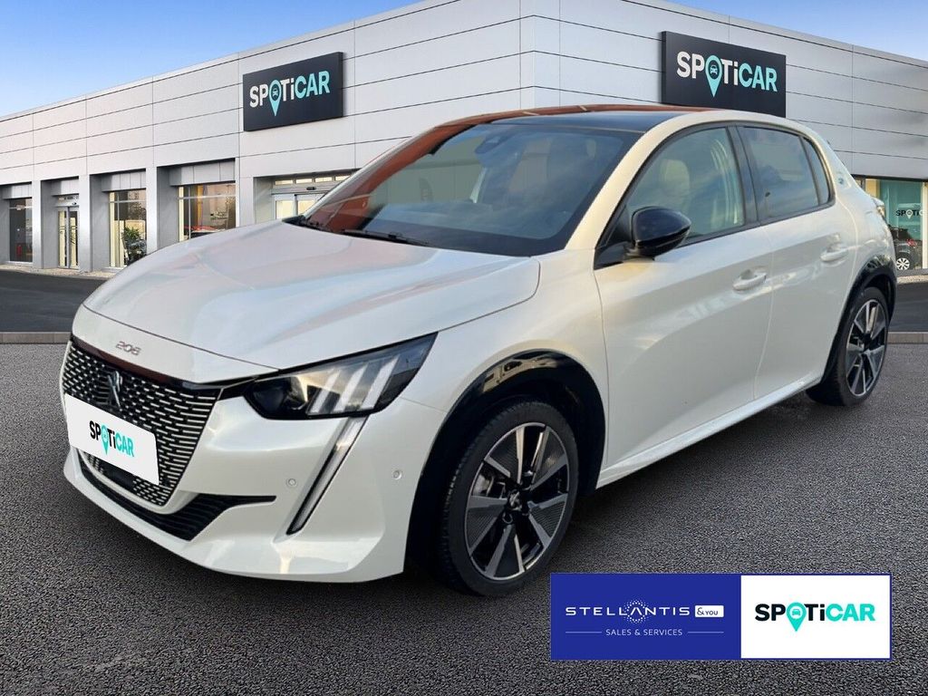 Peugeot 208 2021