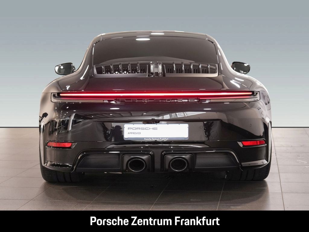 Porsche 992 2025