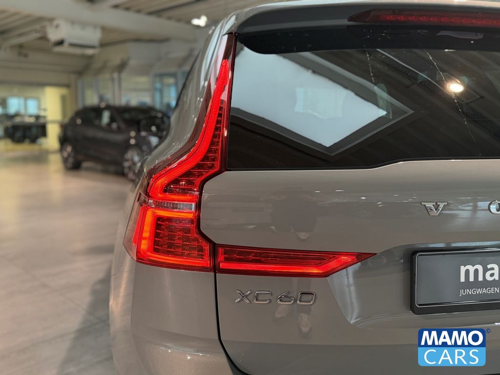 Volvo XC60 2025