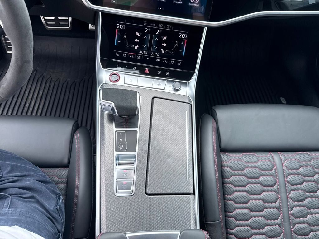 Audi A6 2024
