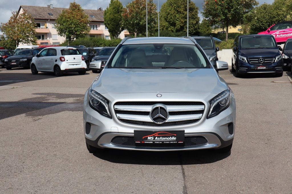 Mercedes-Benz GLA 250 2015