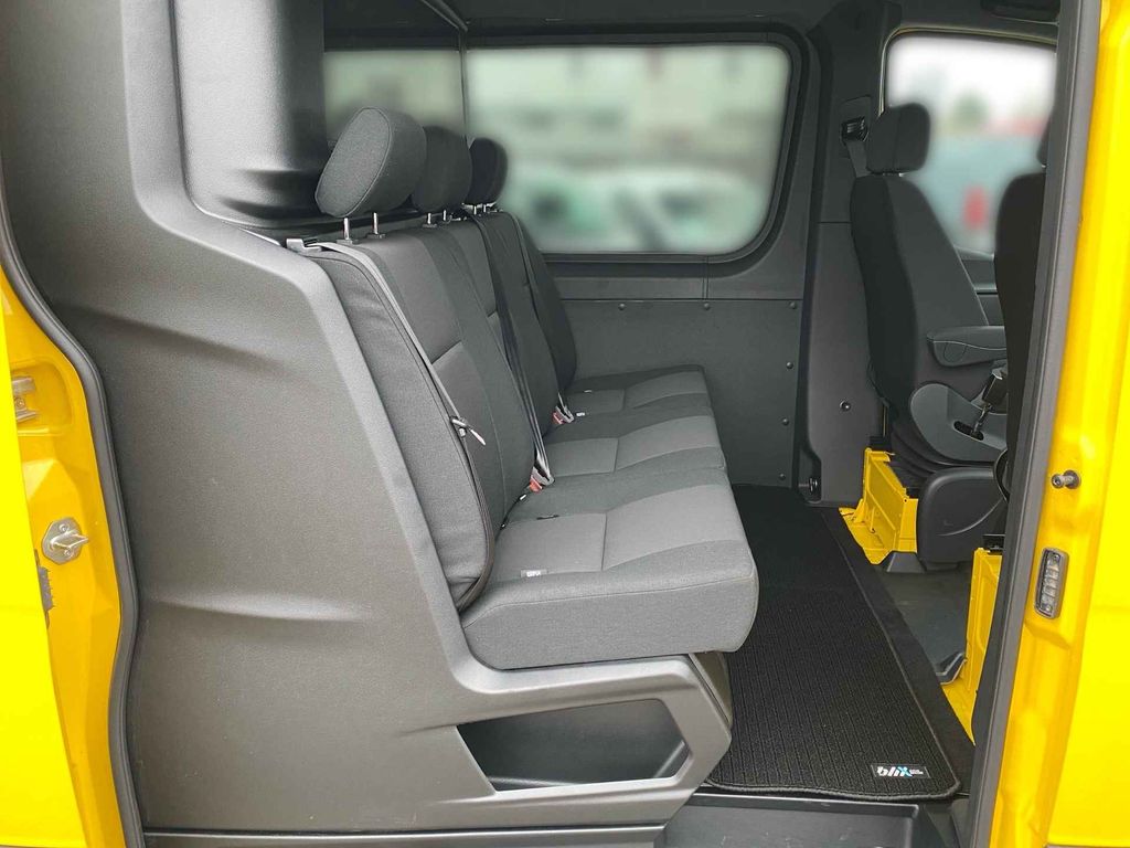 Mercedes-Benz Sprinter 2025