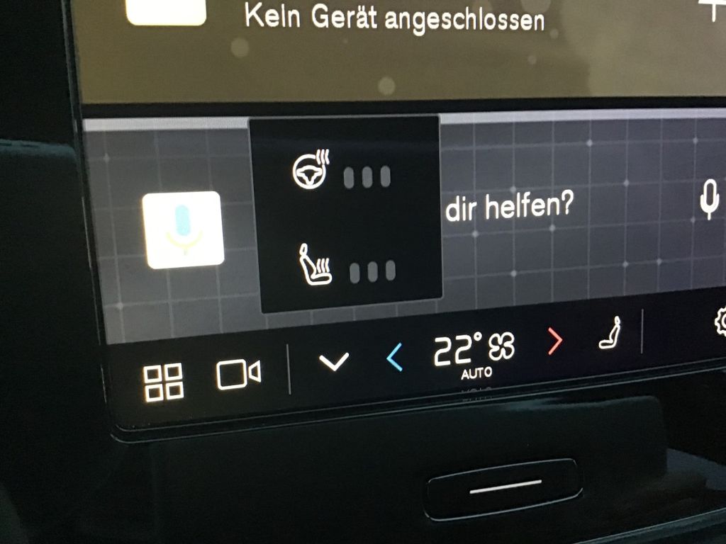 Volvo XC40 2025