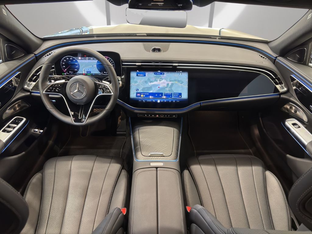Mercedes-Benz E 300 2025