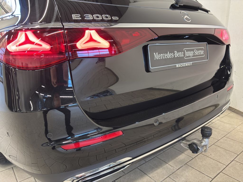 Mercedes-Benz E 300 2025