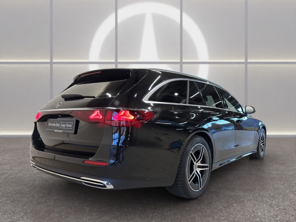 Mercedes-Benz E 300 2025