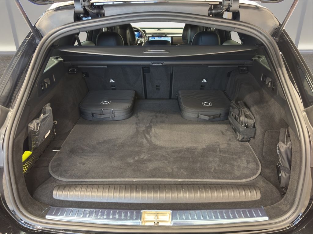 Mercedes-Benz E 300 2025