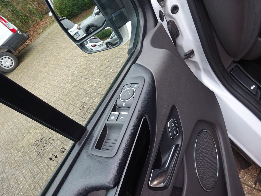 Ford Tourneo Custom 2022