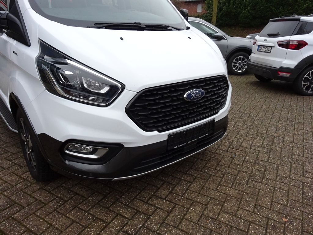 Ford Tourneo Custom 2022