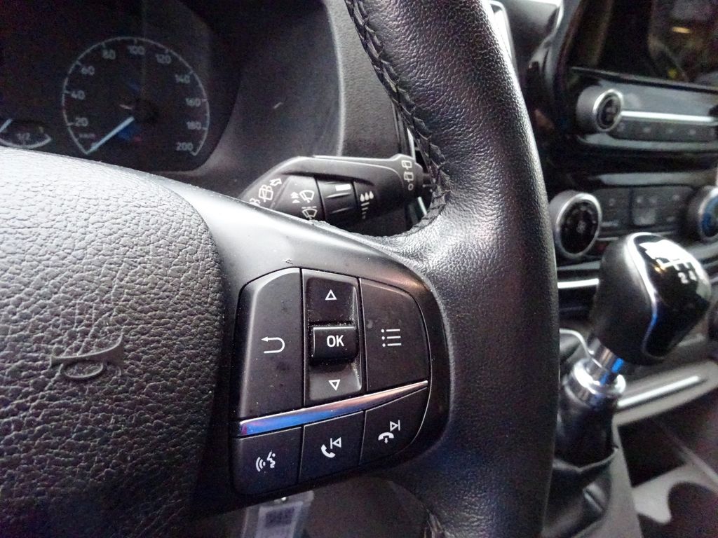 Ford Tourneo Custom 2022