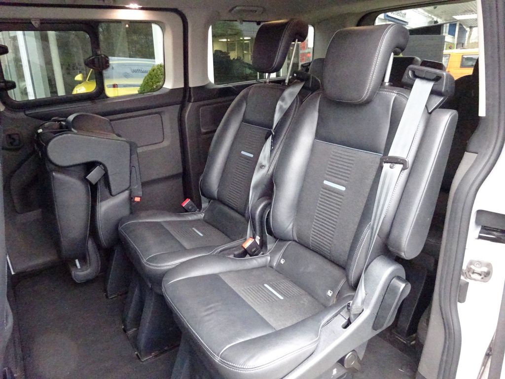 Ford Tourneo Custom 2022