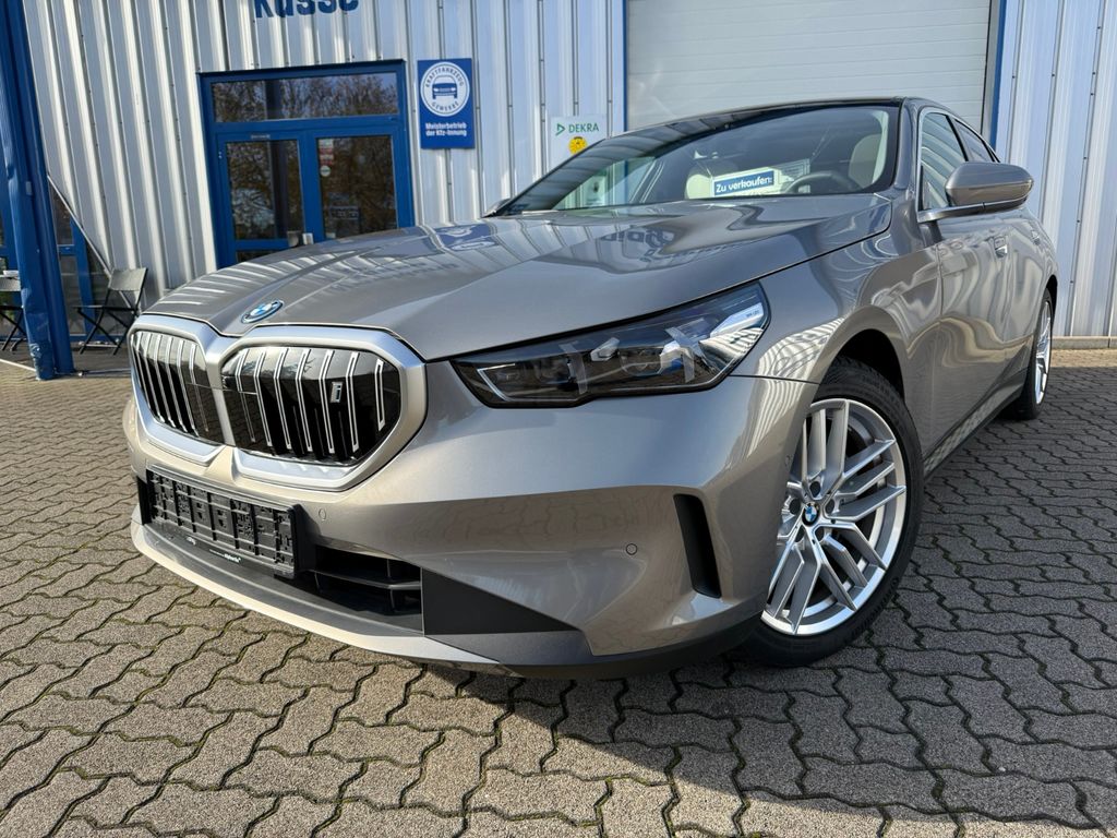 BMW i5 2024