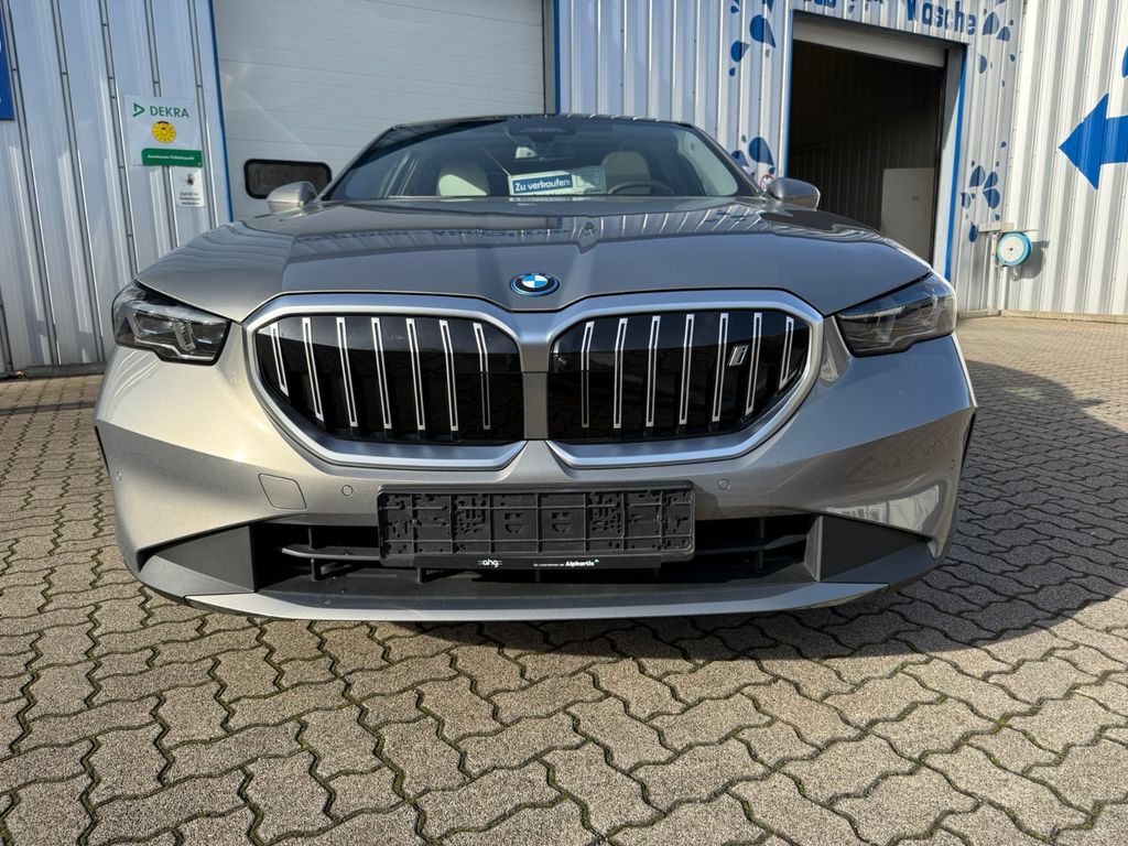 BMW i5 2024