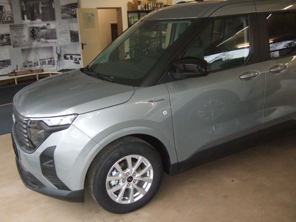 Ford Tourneo Courier 2025