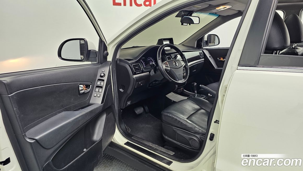 KG_Mobility_Ssangyong KORANDO 2012