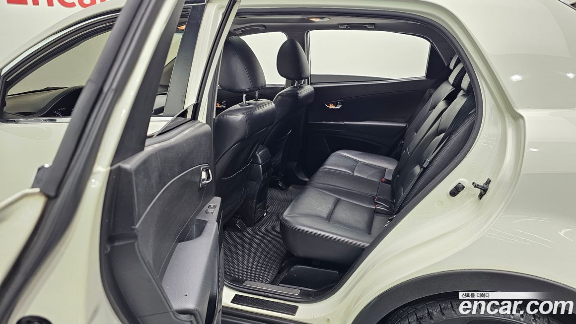 KG_Mobility_Ssangyong KORANDO 2012