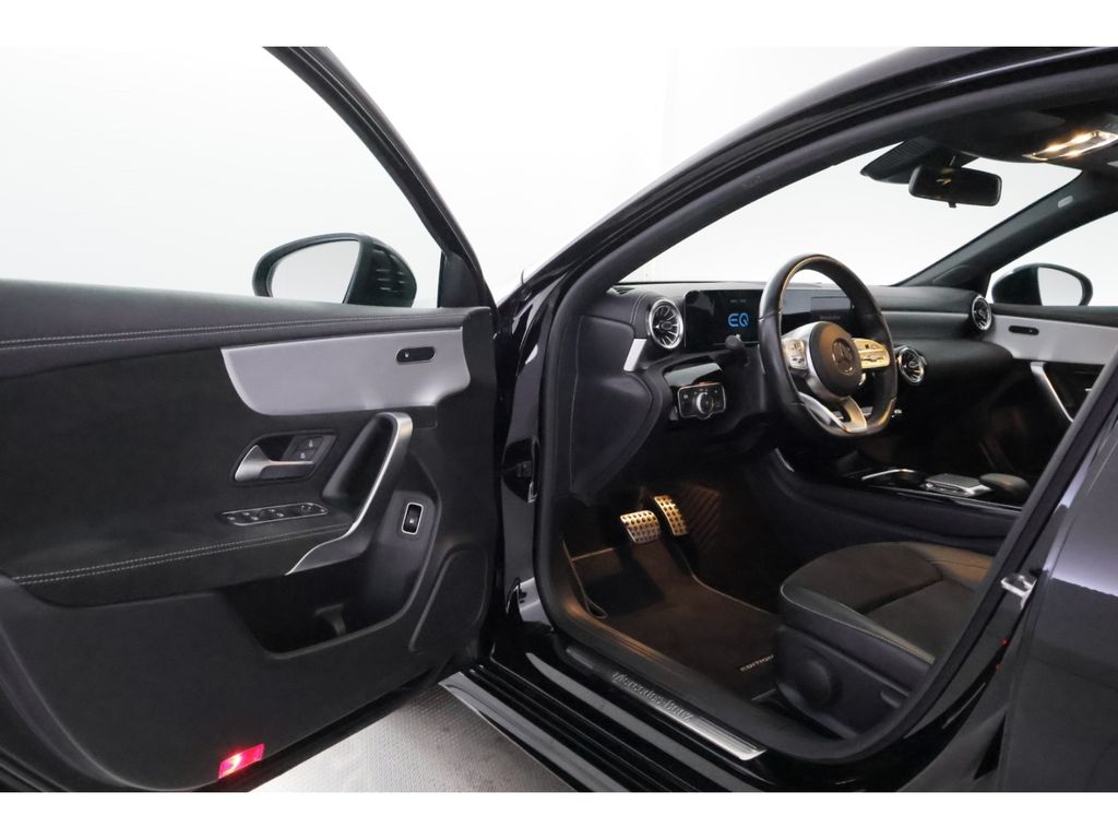Mercedes-Benz A 250 2021