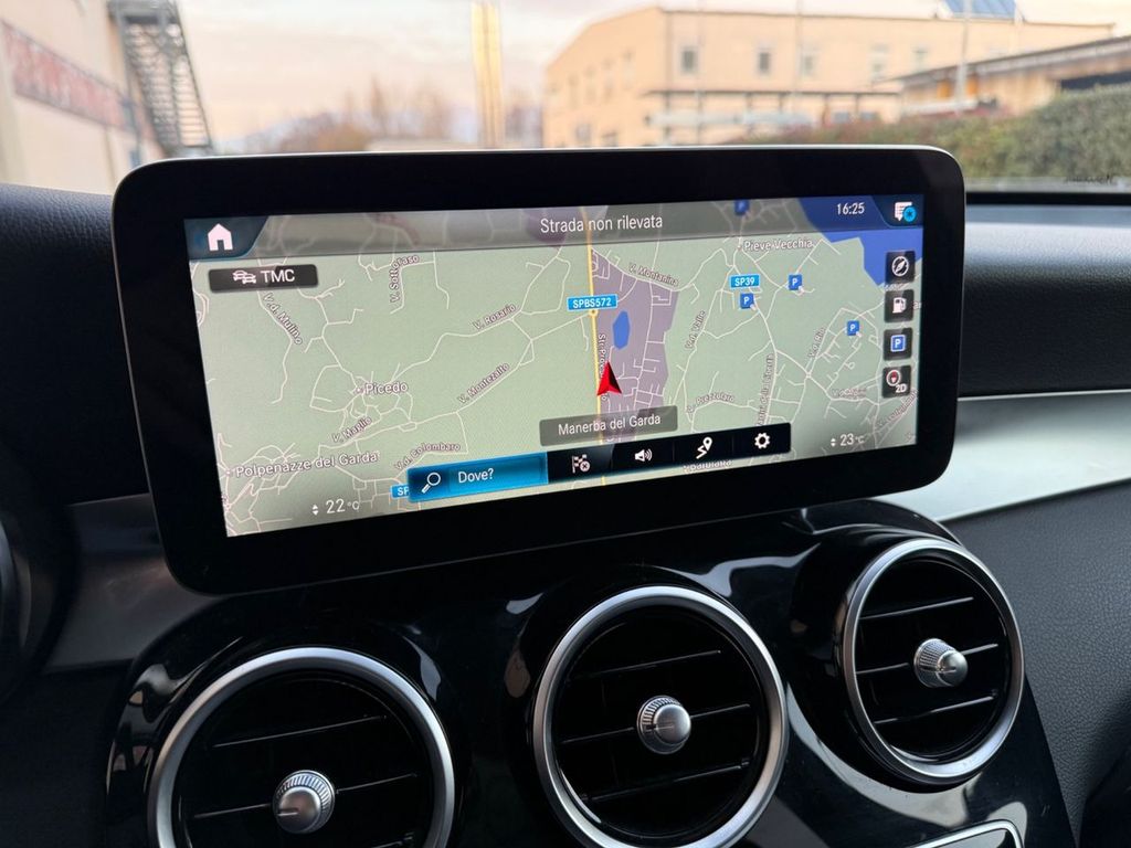 Mercedes-Benz GLC 300 2021