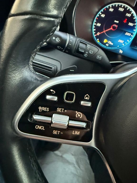 Mercedes-Benz GLC 300 2021