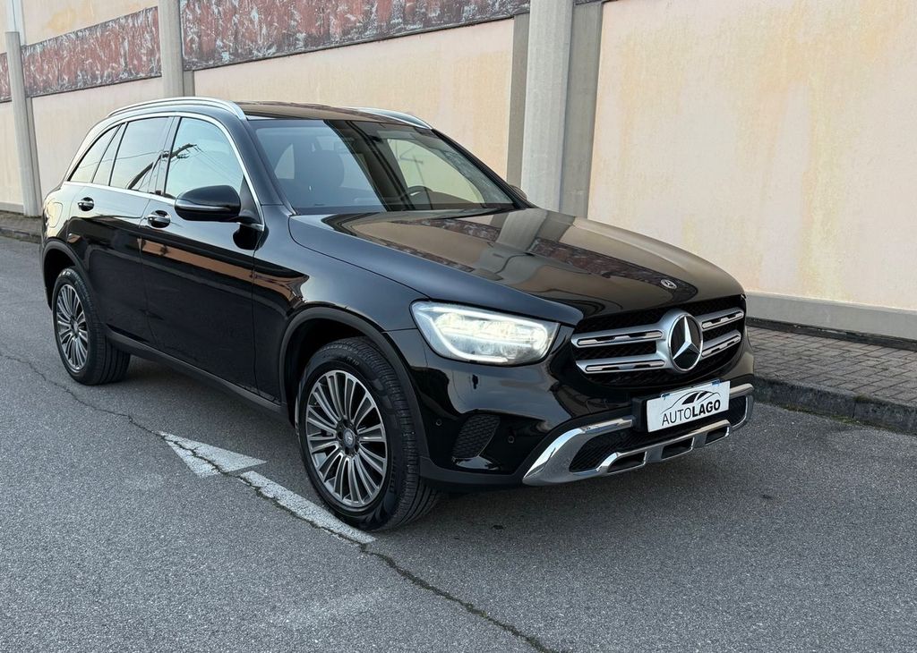 Mercedes-Benz GLC 300 2021
