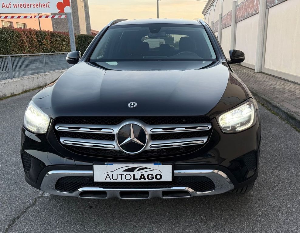 Mercedes-Benz GLC 300 2021