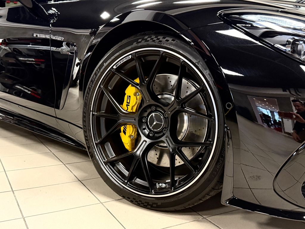 Mercedes-Benz AMG GT 2024