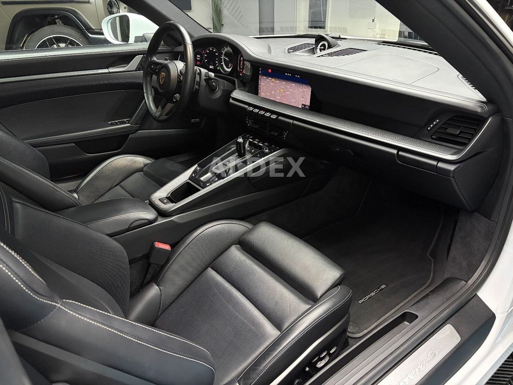 Porsche 992 2021
