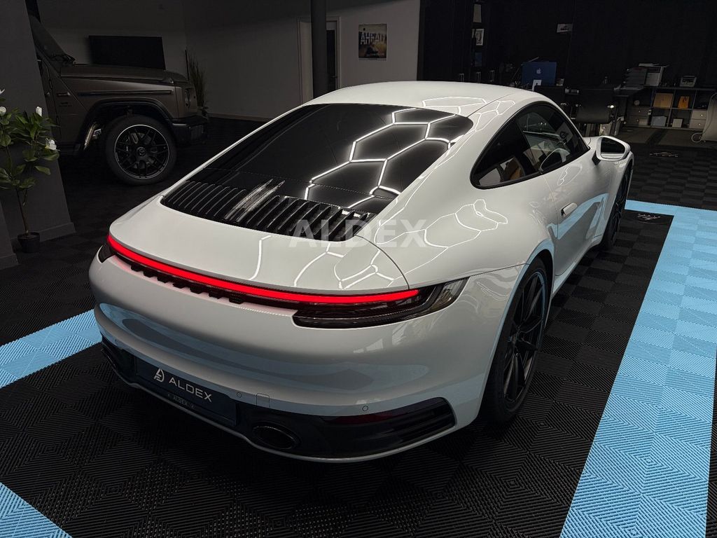 Porsche 992 2021