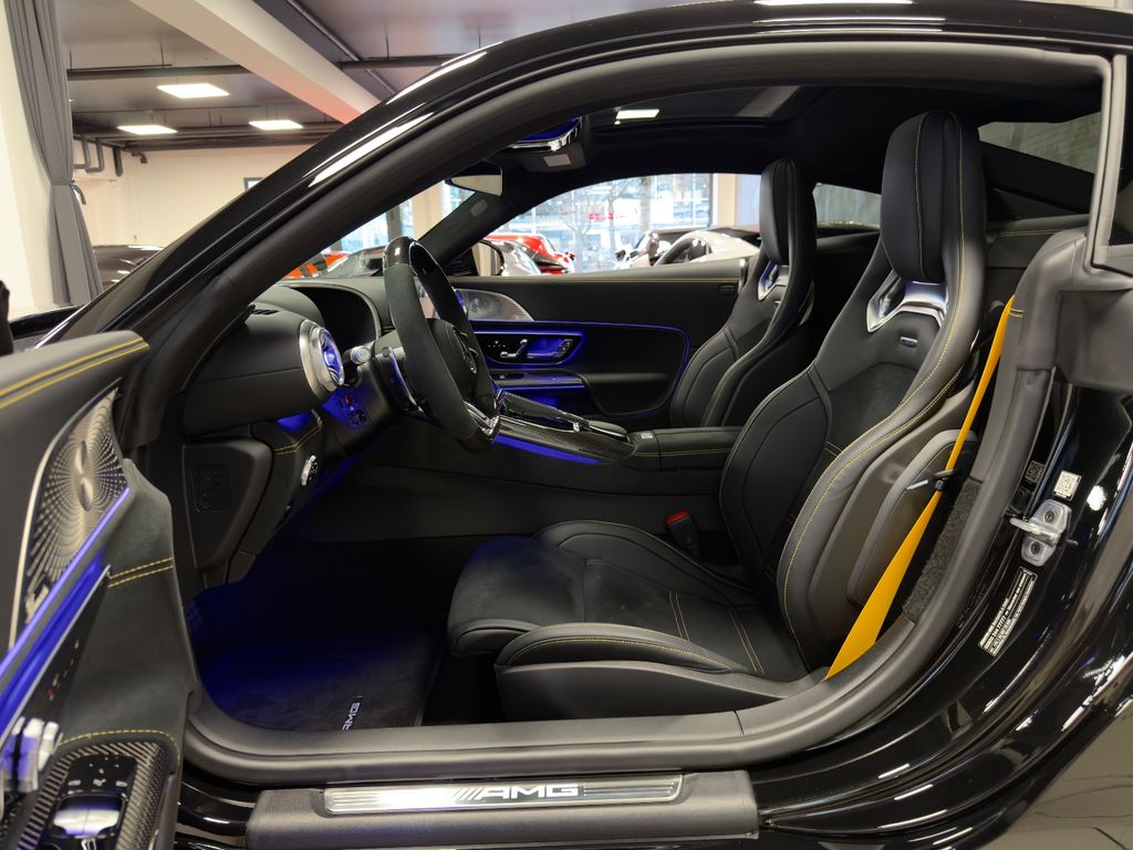 Mercedes-Benz AMG GT 2024