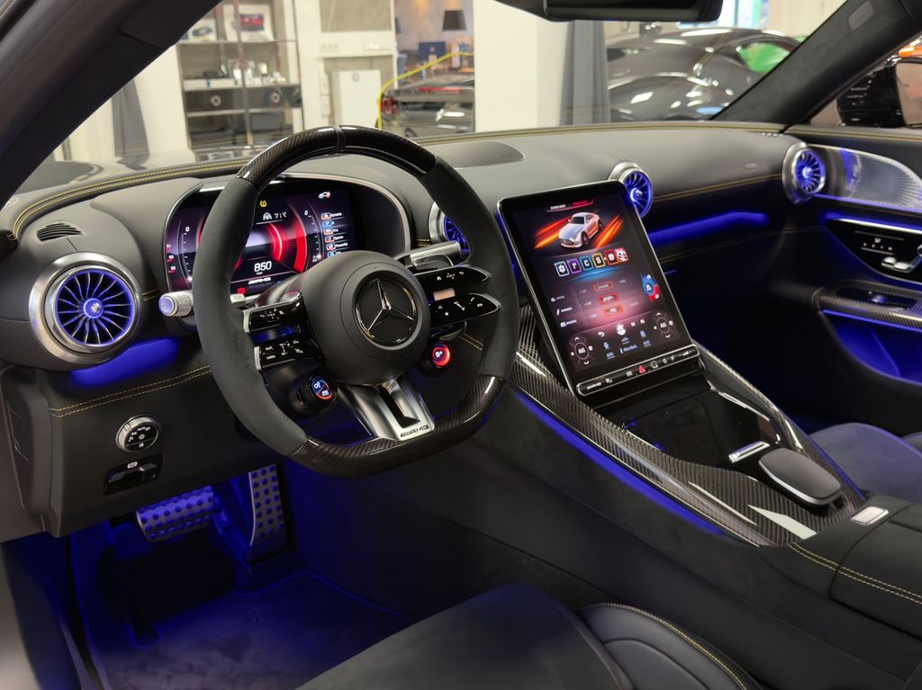 Mercedes-Benz AMG GT 2024