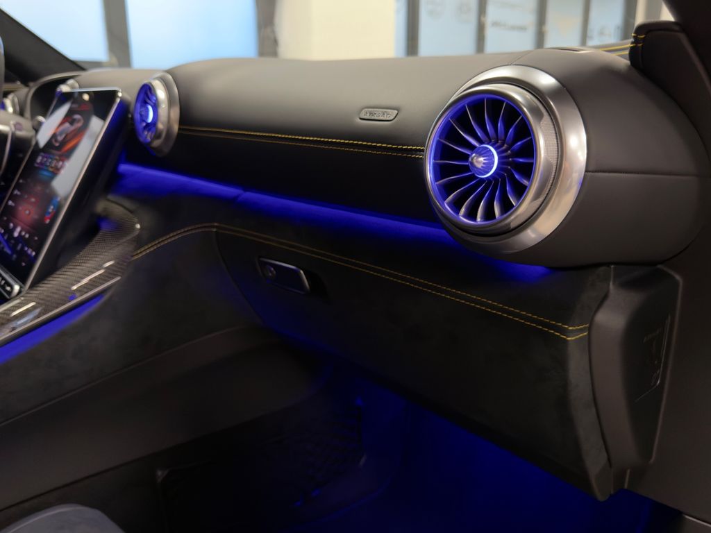 Mercedes-Benz AMG GT 2024