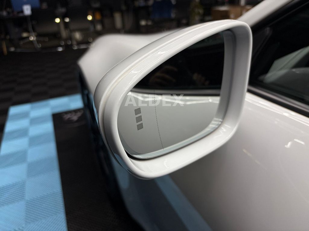 Porsche 992 2021