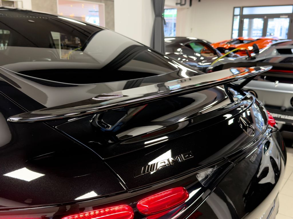 Mercedes-Benz AMG GT 2024