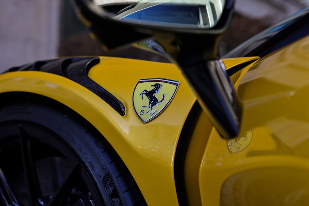 Ferrari SF90