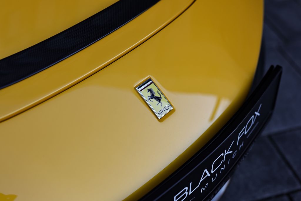 Ferrari SF90