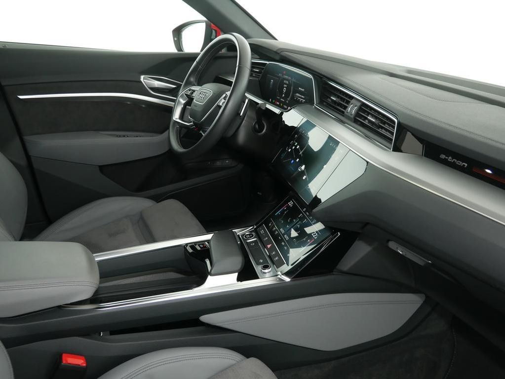 Audi e-tron 2021