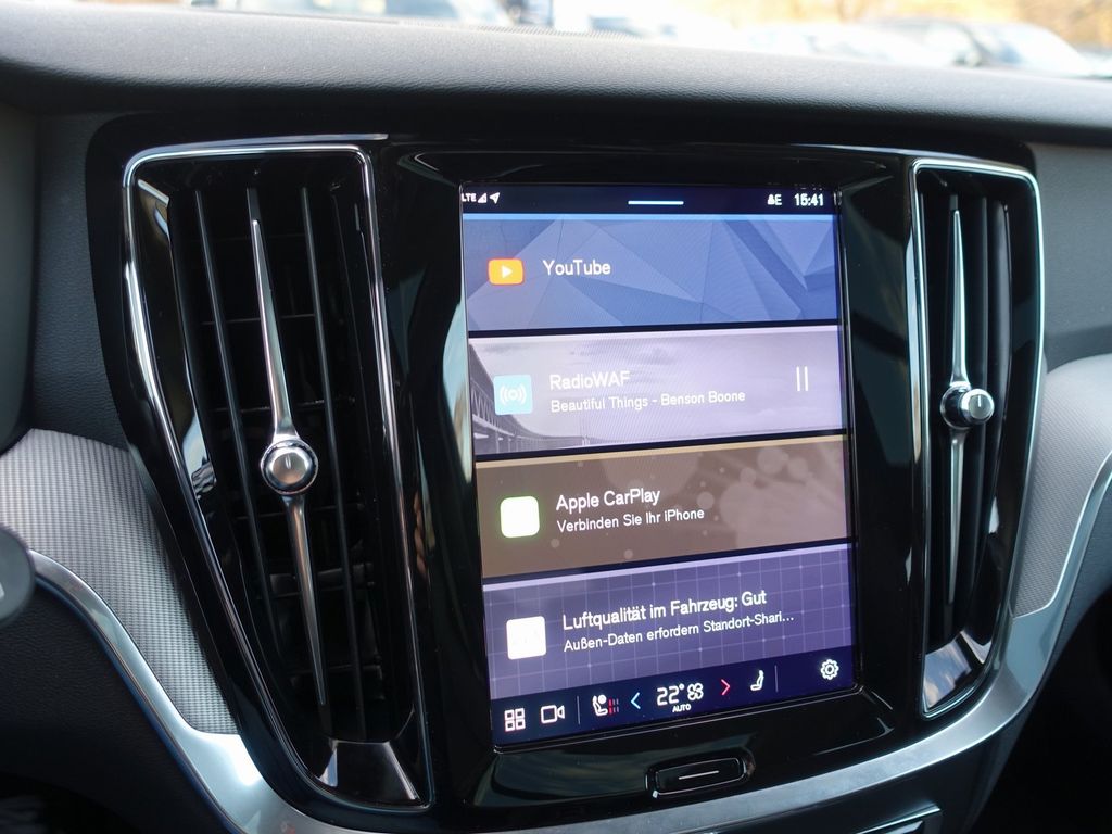 Volvo V60 2025