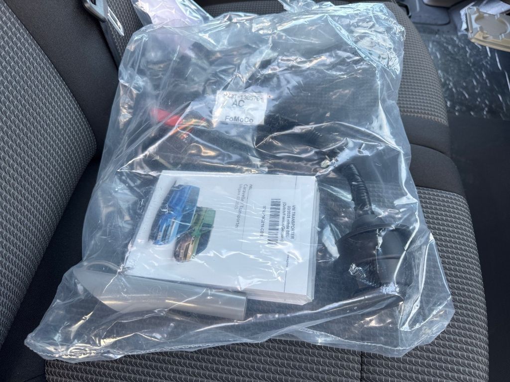 Volkswagen T7 Transporter