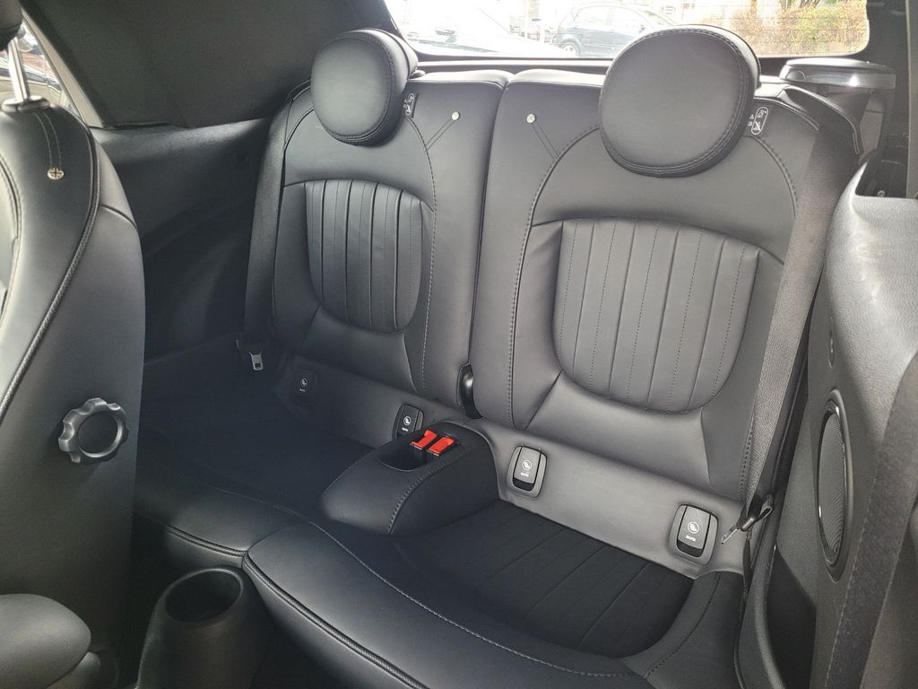 MINI Cooper S Cabrio 2023