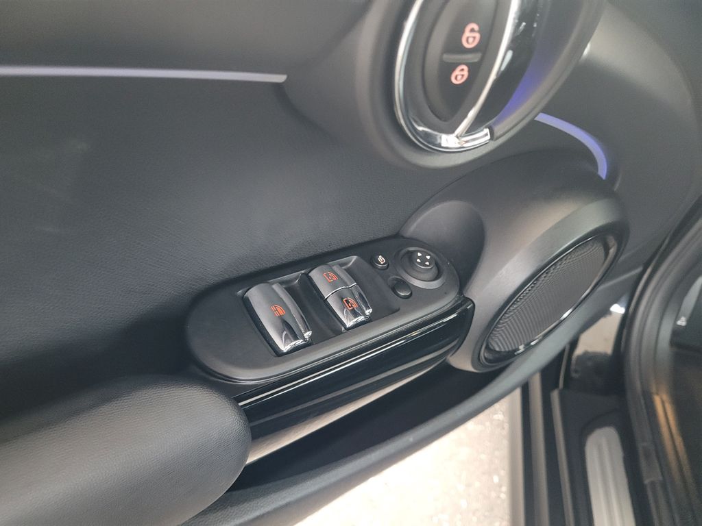 MINI Cooper S Cabrio 2023