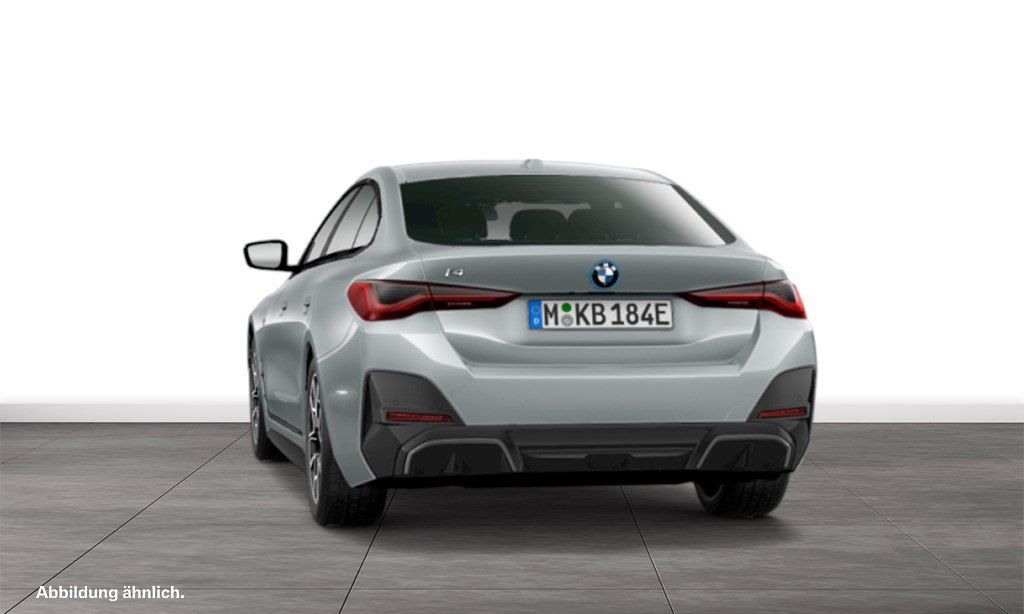 BMW i4 2023