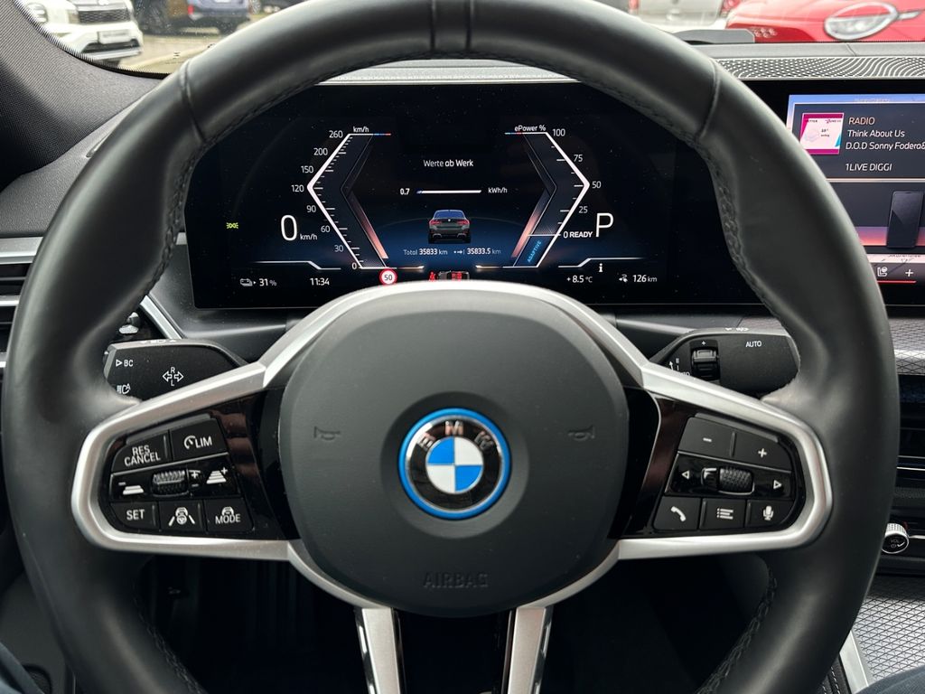 BMW i4 2025