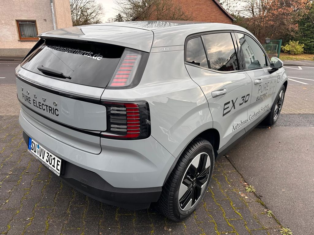 Volvo EX30 2025