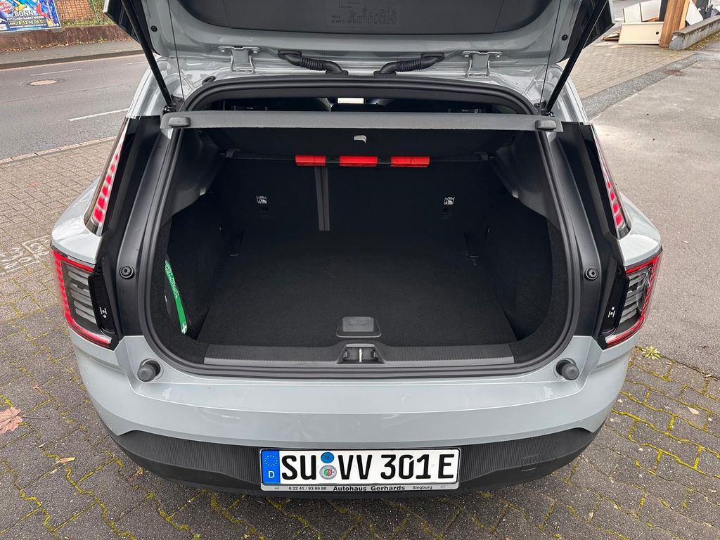 Volvo EX30 2025