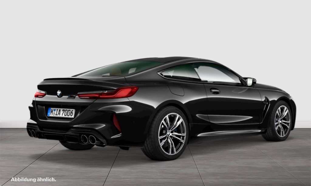 BMW M8 2025