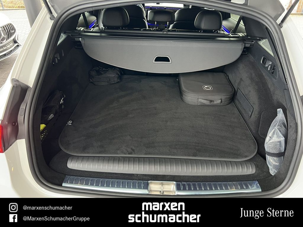 Mercedes-Benz E 300 2025